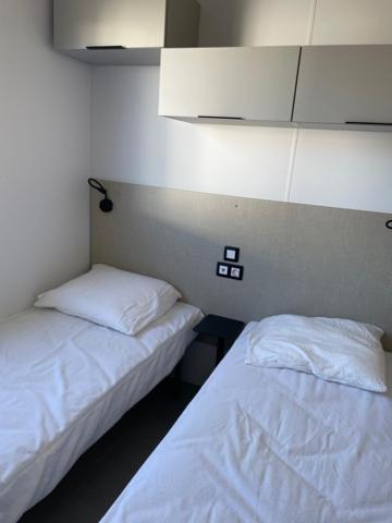 Camping Oasis Middelkerke Romy 1, 2, 3, 4 Oostende Bagian luar foto